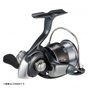 ダイワ 24 ルビアス LT2000S-P (Daiwa スピニングリール 釣り)