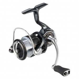 ダイワ 24 ルビアス LT2500S (Daiwa スピニングリール 釣り)