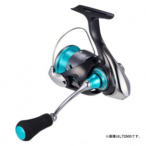 ダイワ 24 エメラルダスX LT2500-XH-DH (Daiwa スピニングリール 釣り)